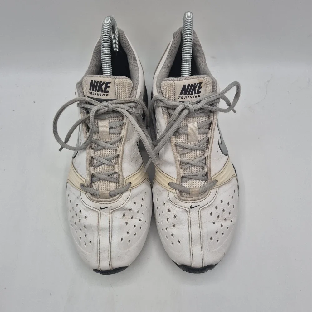 Nike Shox‎ Training Shoes Womens Size 8.5 White Gray 415355-113 Running Sneakers